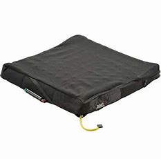 QUADTRO SELECT LOW PROFILE CUSHION WITH INCONTINENT COVER